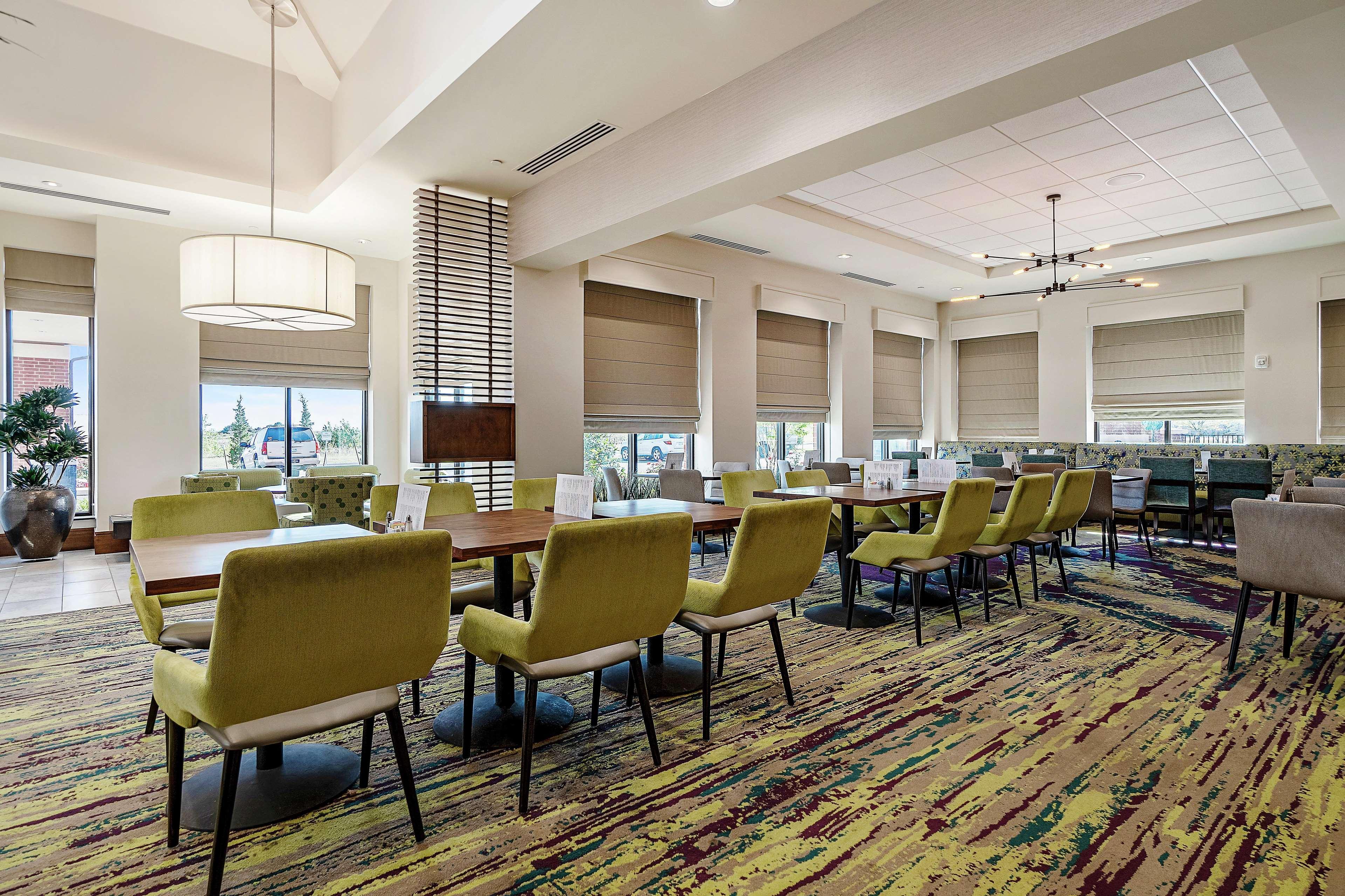 Hilton Garden Inn Edmond/Oklahoma City North מראה חיצוני תמונה