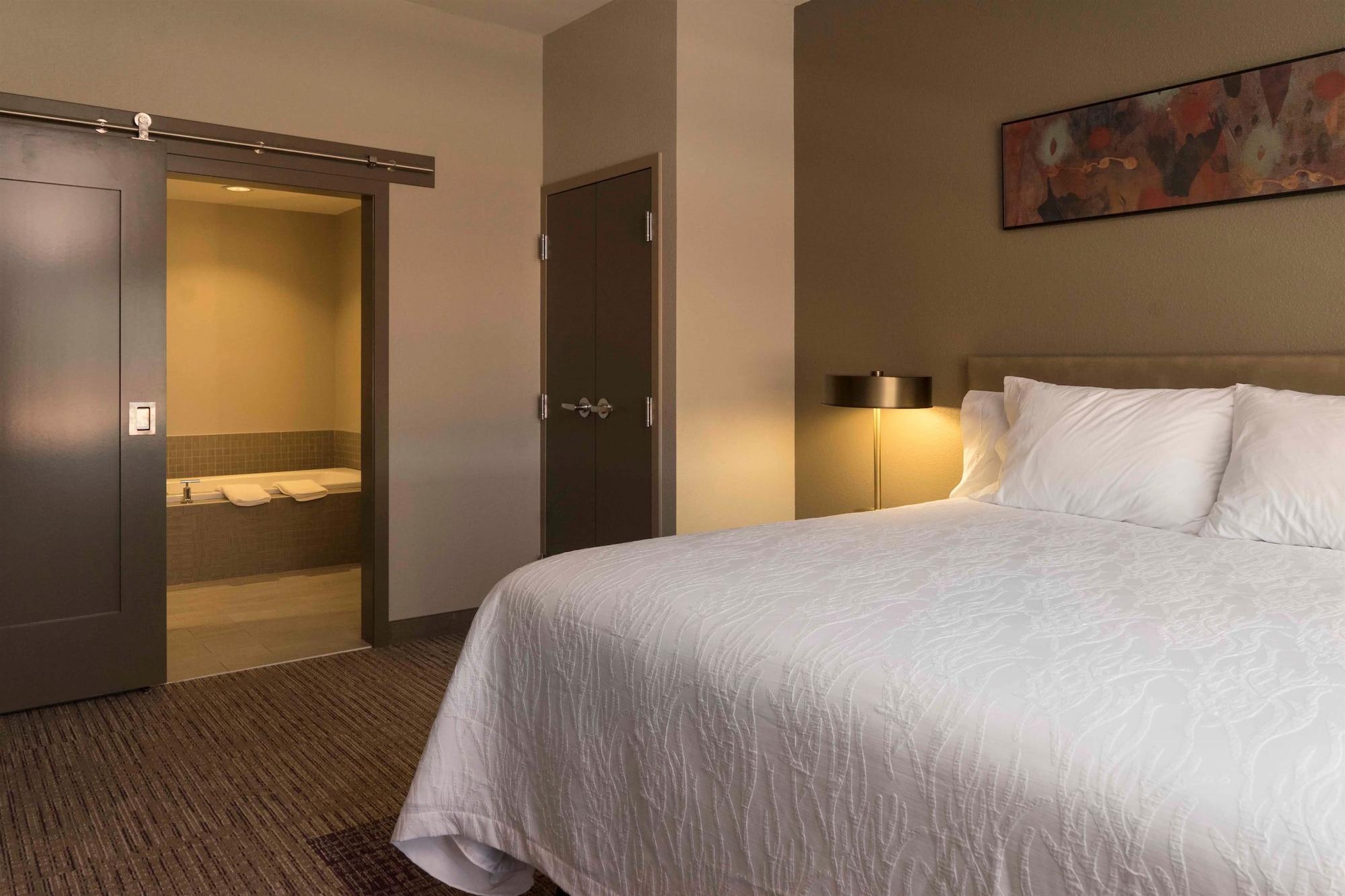 Hilton Garden Inn Edmond/Oklahoma City North מראה חיצוני תמונה